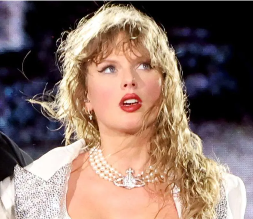 10 Global Celebrities Who Love Wearing Pearls and Why